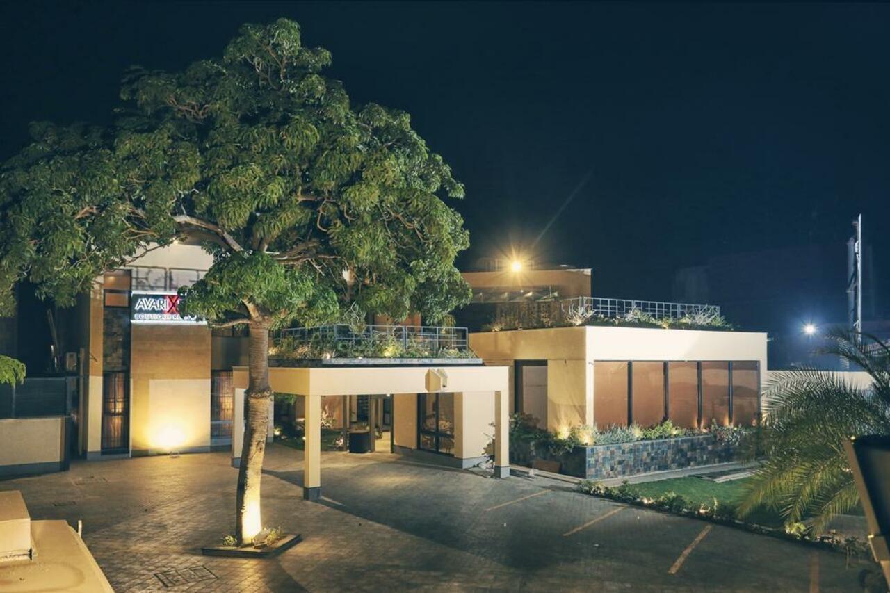 Avari Boutique Мултан Екстер'єр фото